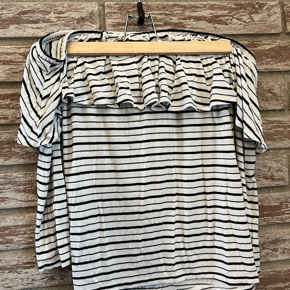 American Eagle Outfitters Striped Off the Shoulder Shirt - Picture 6 of 8